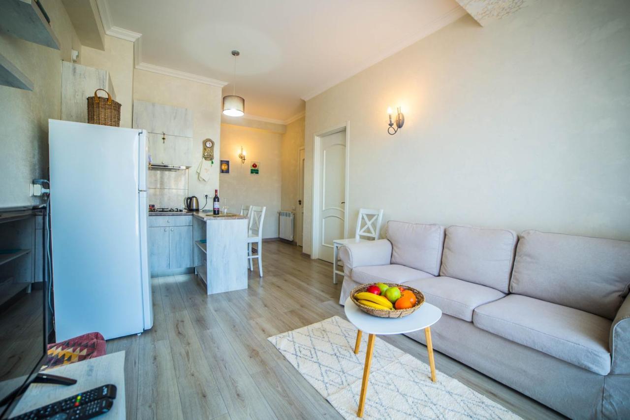 Comfy Apartment Tbilisi Exterior foto